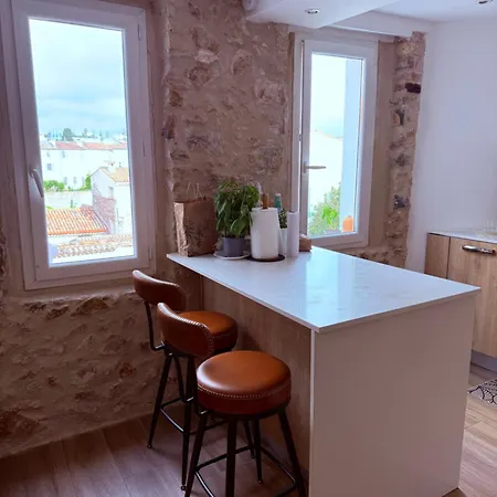 Charme, Pierres, Vieil Appartement *