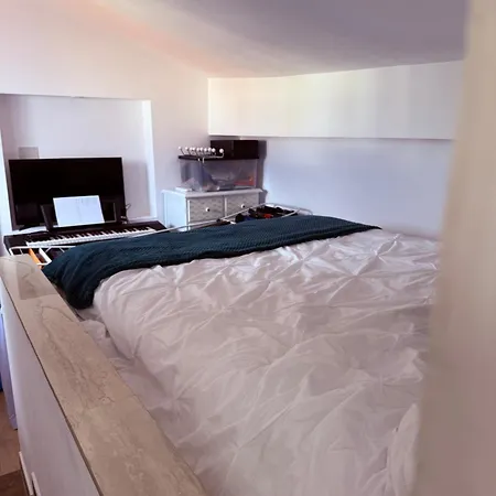 Apartman Charme, Pierres, Vieil Antibes