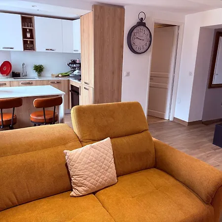 Charme, Pierres, Vieil *