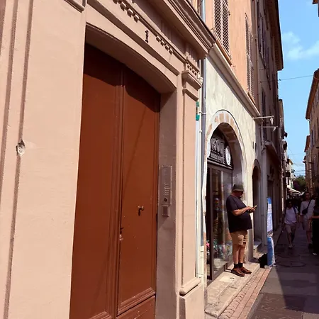 Charme, Pierres, Vieil *